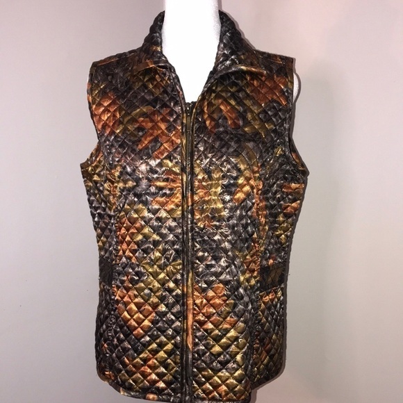 Gorgeous Chico’s Quilted Vest Size 1 - Picture 2 of 7